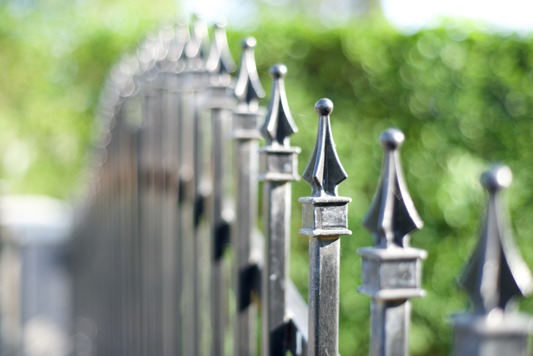 Domestic & Rural Fencing - Logo