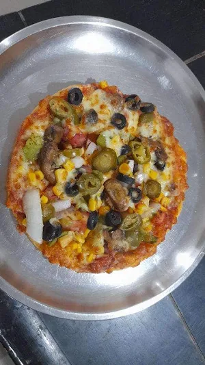 Domino's Pizza - Logo