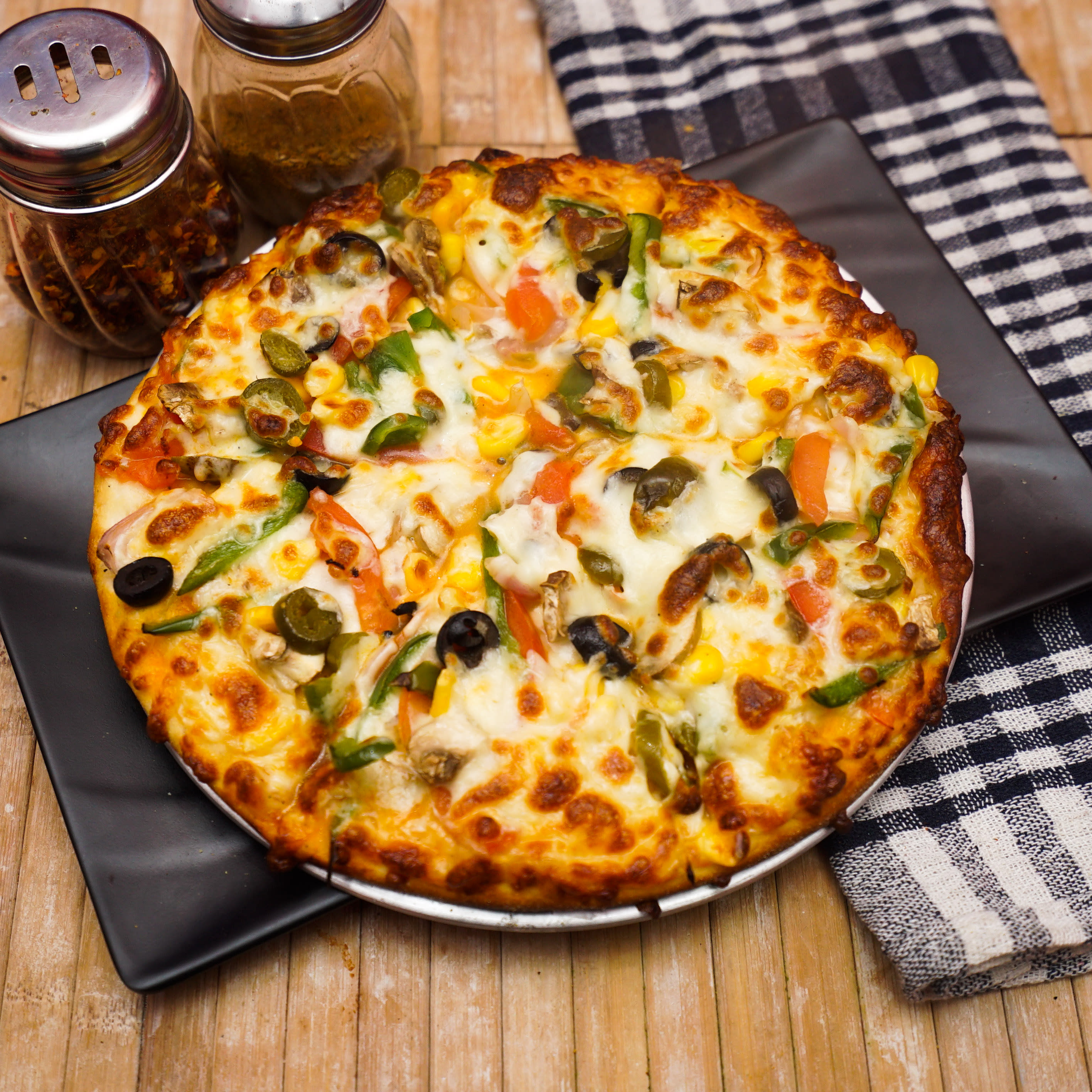 Domnik Pizza (Subhas Nagar) - Logo