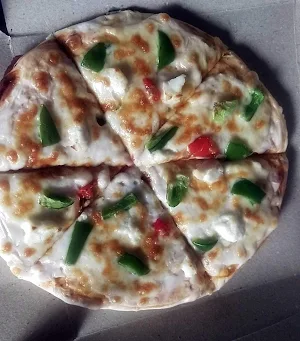 Domzz Pizza - Logo