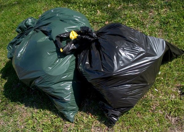 Doug&s;S Garbage Removal - Logo