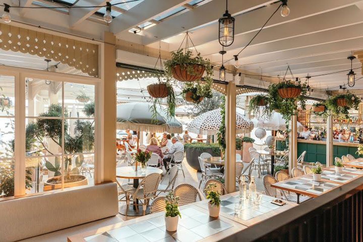 Doyles Garden Bar at Watsons Bay Hotel - Logo