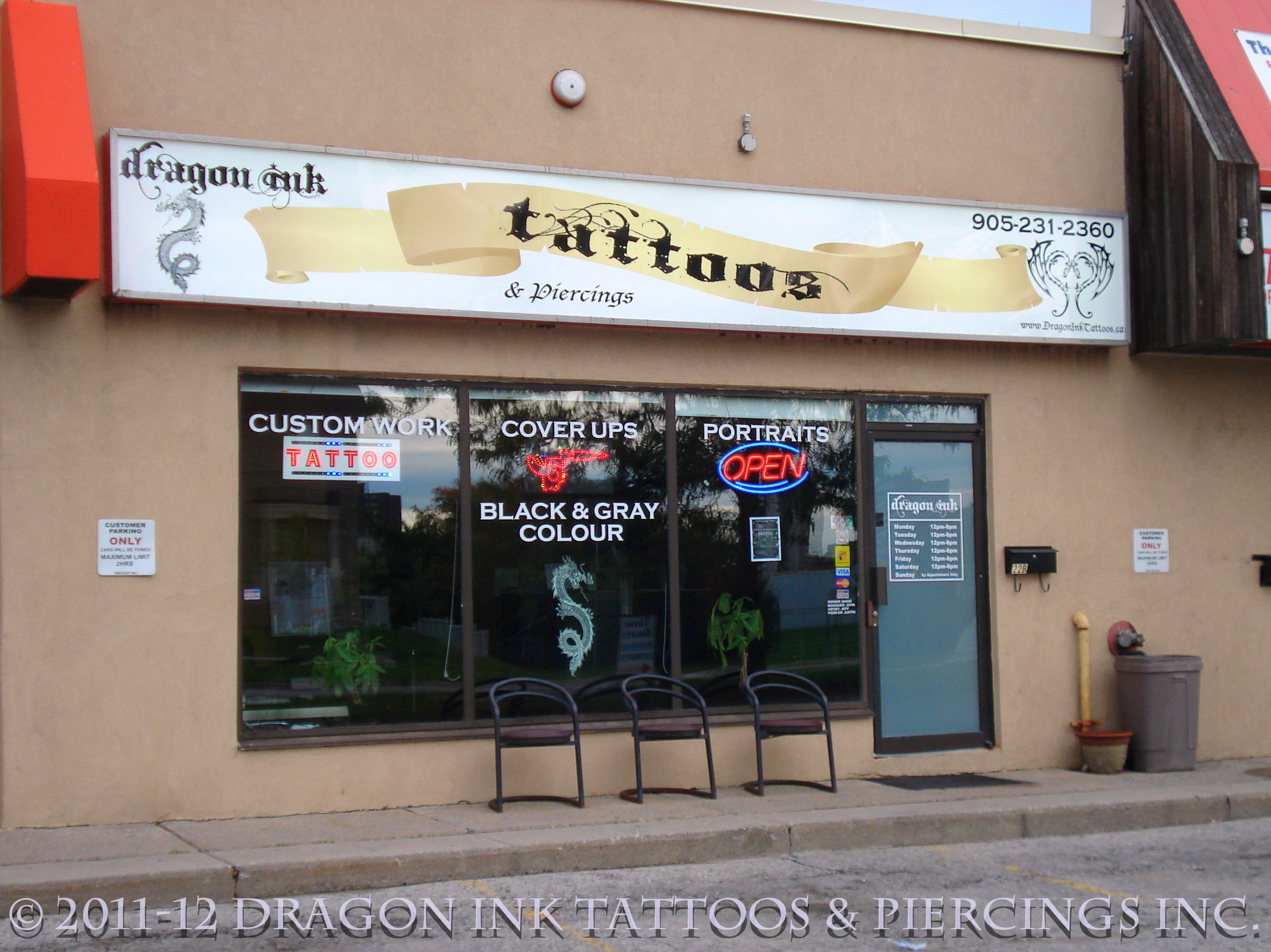 Dragon Ink Tattoos &a; Piercings - Logo