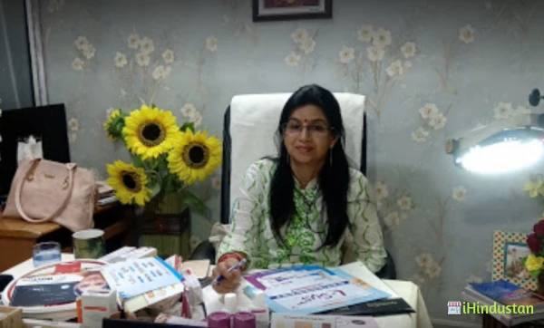 Dr. Anamika Mishra - Logo
