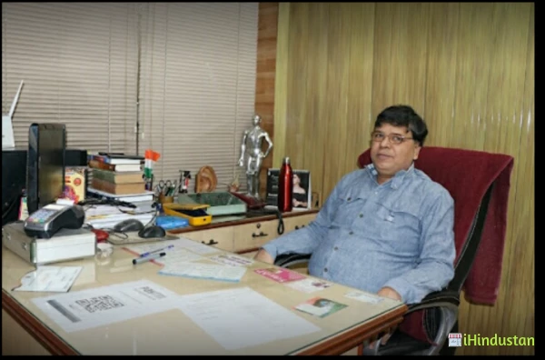 Dr. Anil Kumar Agarwal - Logo