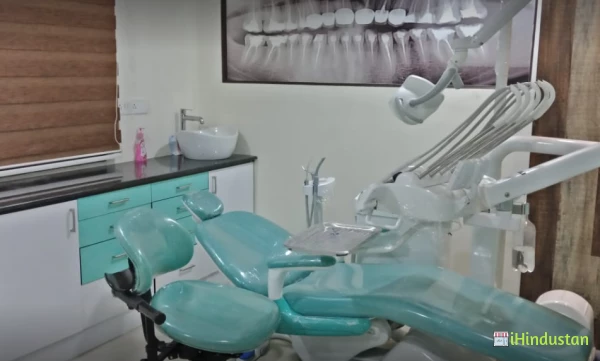 Dr.Anusha's Dental Center - Logo