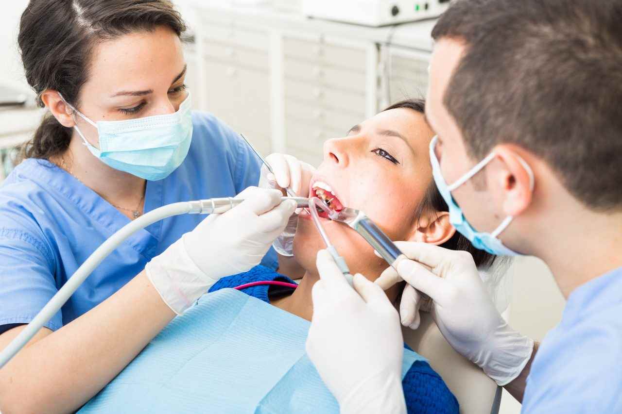 Dr Chawlas Dental And Implant Centre - Cover photo
