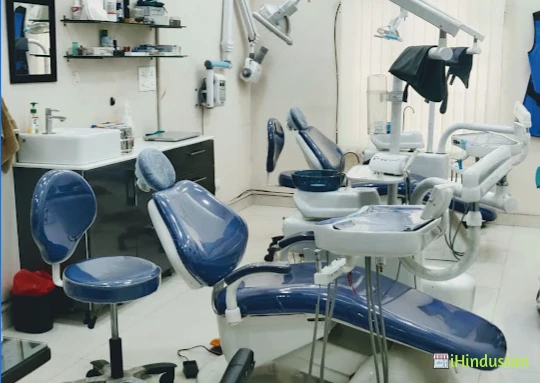 Dr Chawla's Multispeciality Famicare Dental Clinic - Logo