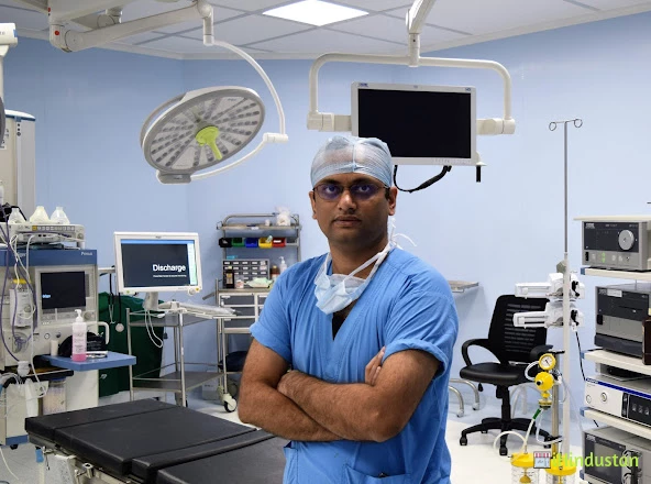 Dr Dharmesh Dhanani - Logo
