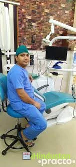 Dr. Dr.Vishnu Bansal - Logo