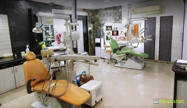 Dr.Gandhi,s Braces & Implant Dental Clinic - Logo