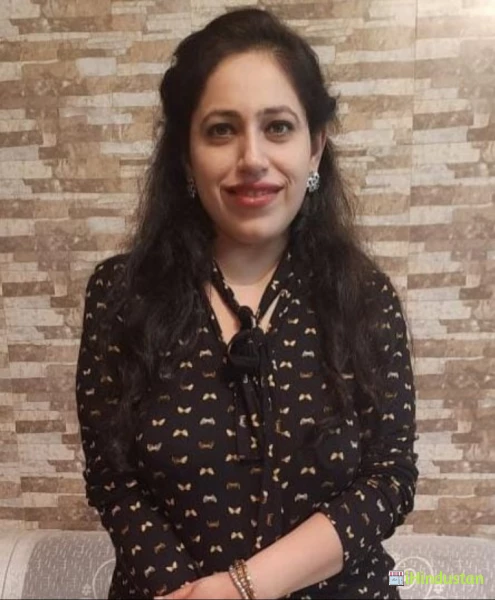 Dr Garima Kaur - Logo