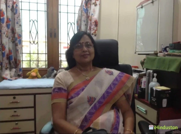 Dr Geeta Bansal - Logo