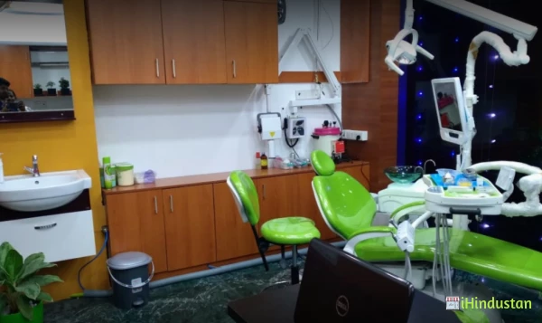 Dr. Gomathi Multispeciality Dental Clinic - Logo
