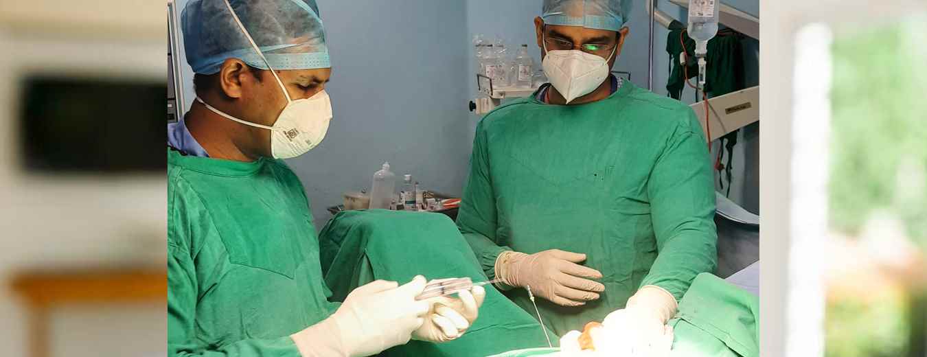 Dr Himanshu Tyagi Spine And Orthopaedic Surgeon - Cover photo