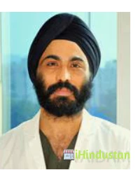 Dr. IPS Oberoi - Logo