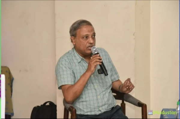 Dr. K Rajagopalan - Logo