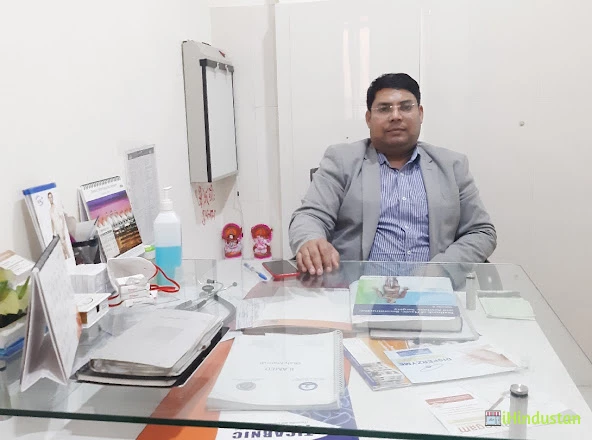 Dr Madhusoodan Gupta - Logo