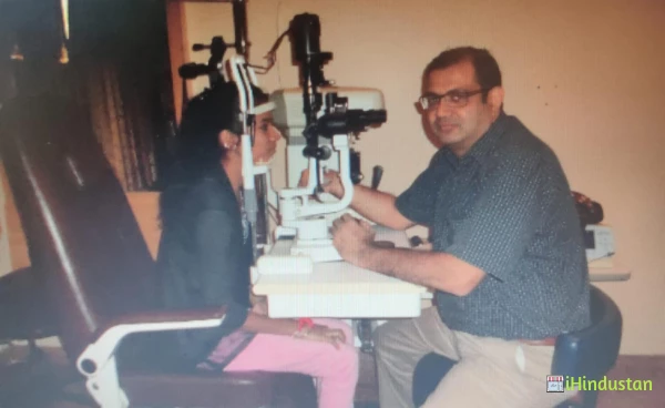Dr Mahesh Jain - Logo