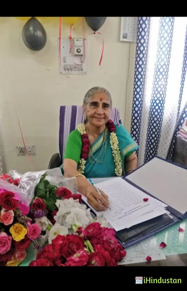 Dr. Manju Sharma - Logo