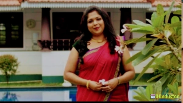 Dr. Marina Varghese - Logo