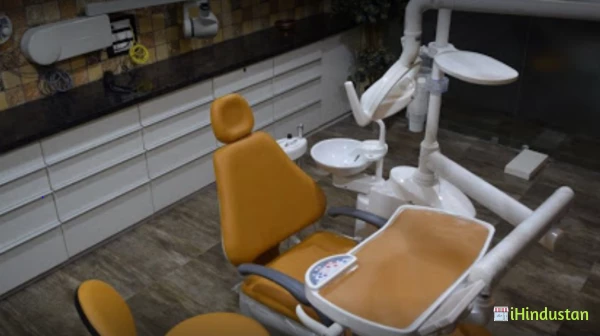 Dr Meera's Super Speciality Dental Clinic - Logo