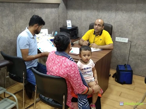 Dr Mohit Ghai Child Specialist Clinic - Logo