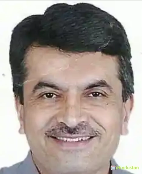 Dr Mukesh Ruparelia - Logo