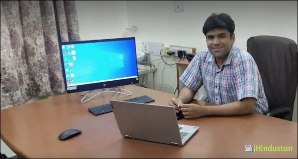 Dr Navendu Agarwal - Logo
