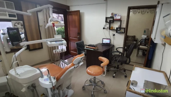 Dr Neetu B.Narula Dental Clinic - Logo
