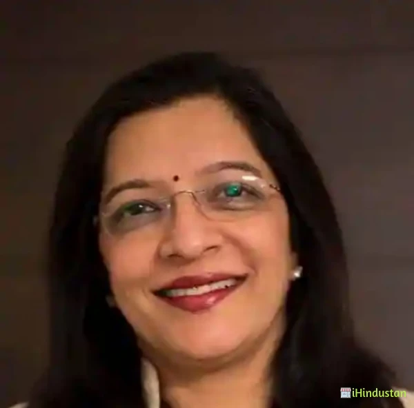 Dr Nita Thakre - Logo
