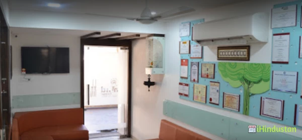 Dr. Pawan Rathi - Logo