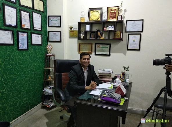 Dr Piyush Juneja - Logo