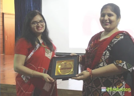 Dr. Pooja Jain - Logo
