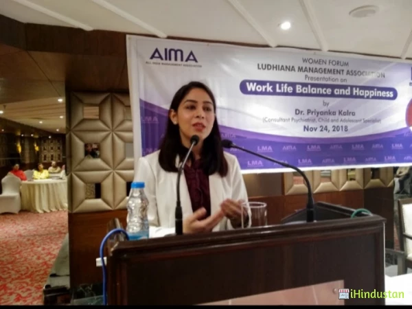Dr Priyanka Kalra - Logo