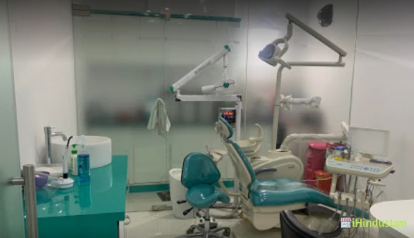 Dr. Priyanka’s Smile32 Dental care - Logo