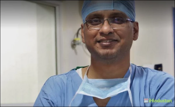 Dr (Prof.) Prashant Kr- Senior Laparoscopic Surgeon & E - Logo