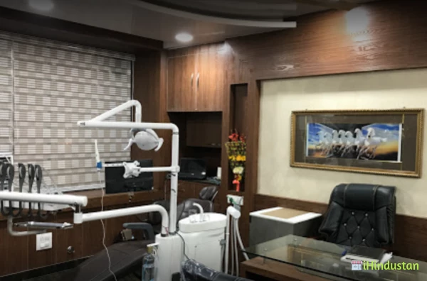 Dr. Rajesh Girdhar Girdhar 's Dental Excellence - Logo