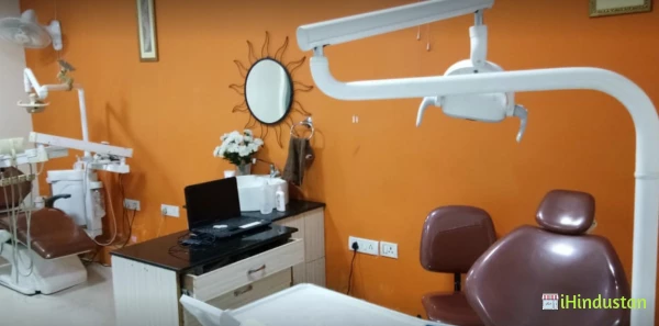 Dr Rakesh Yadav Dental Clinic - Logo