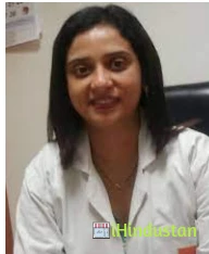 Dr. Ritu Arora - Logo