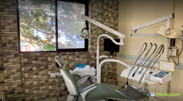 Dr.Rowena’s Dental Clinic - Logo