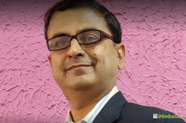 Dr. Sanjay Deshpande - Logo