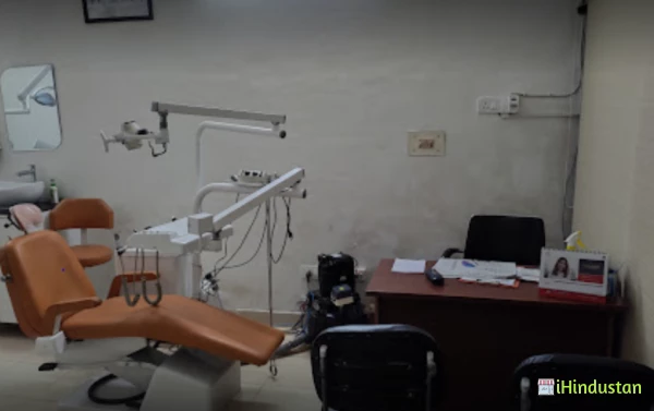 Dr Sarita's Dent' Care - Logo