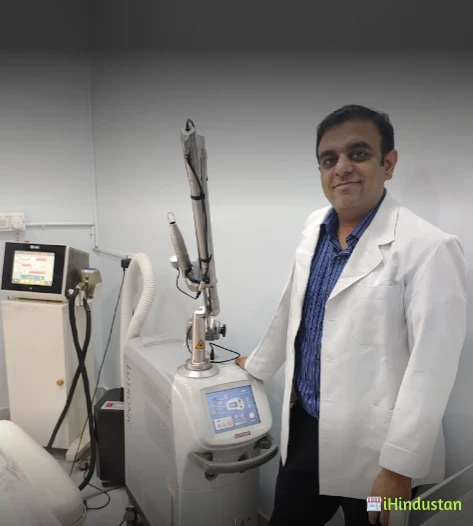 Dr. Saurabh Agrawal - Logo