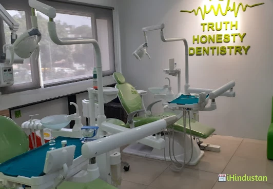 Dr. Sharma's DENTAL HUB - Logo