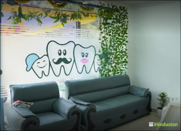 Dr.Shiva's Dental Home - Logo
