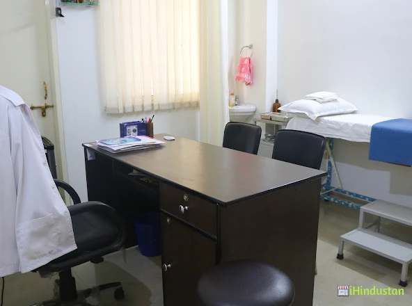 Dr. Somya Sinha Women's Clinic - Logo