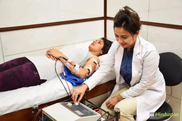 Dr Sonal Kapoor Physiotherapy Clinic - Logo