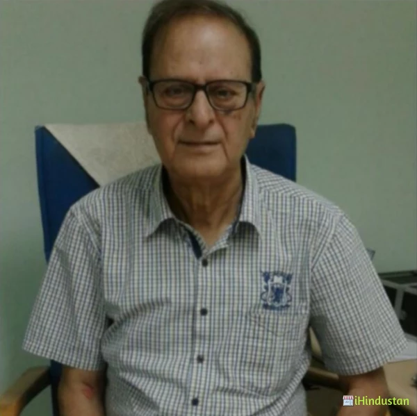 Dr. S.R Mallik - Logo
