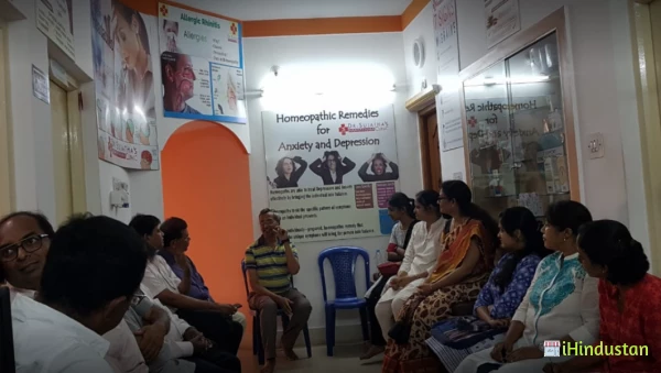 Dr.SUJATHAS Homeopathy and Physiotherapi Clinic - Logo